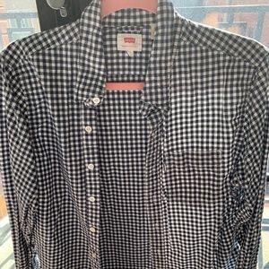 Men's Levi's button-down